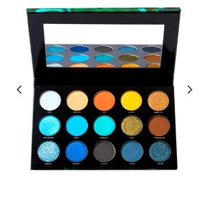 HIPDOT- CENOTE pressed eyeshadow palette